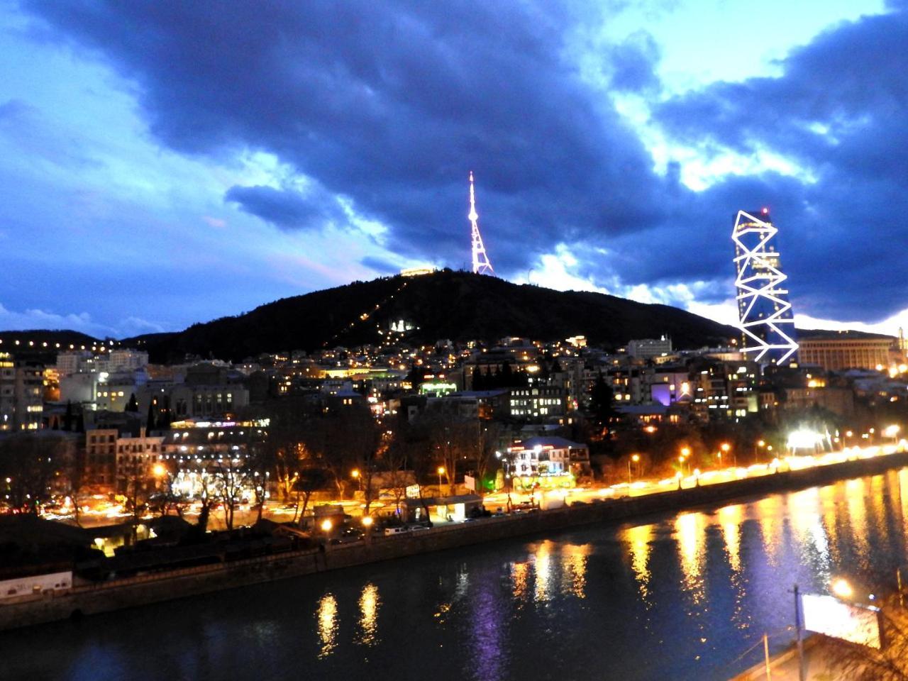 New Tbilisi Terrace Apartment ภายนอก รูปภาพ