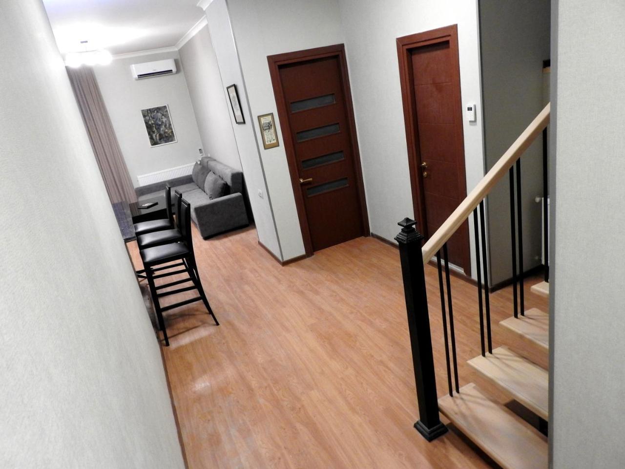 New Tbilisi Terrace Apartment ภายนอก รูปภาพ